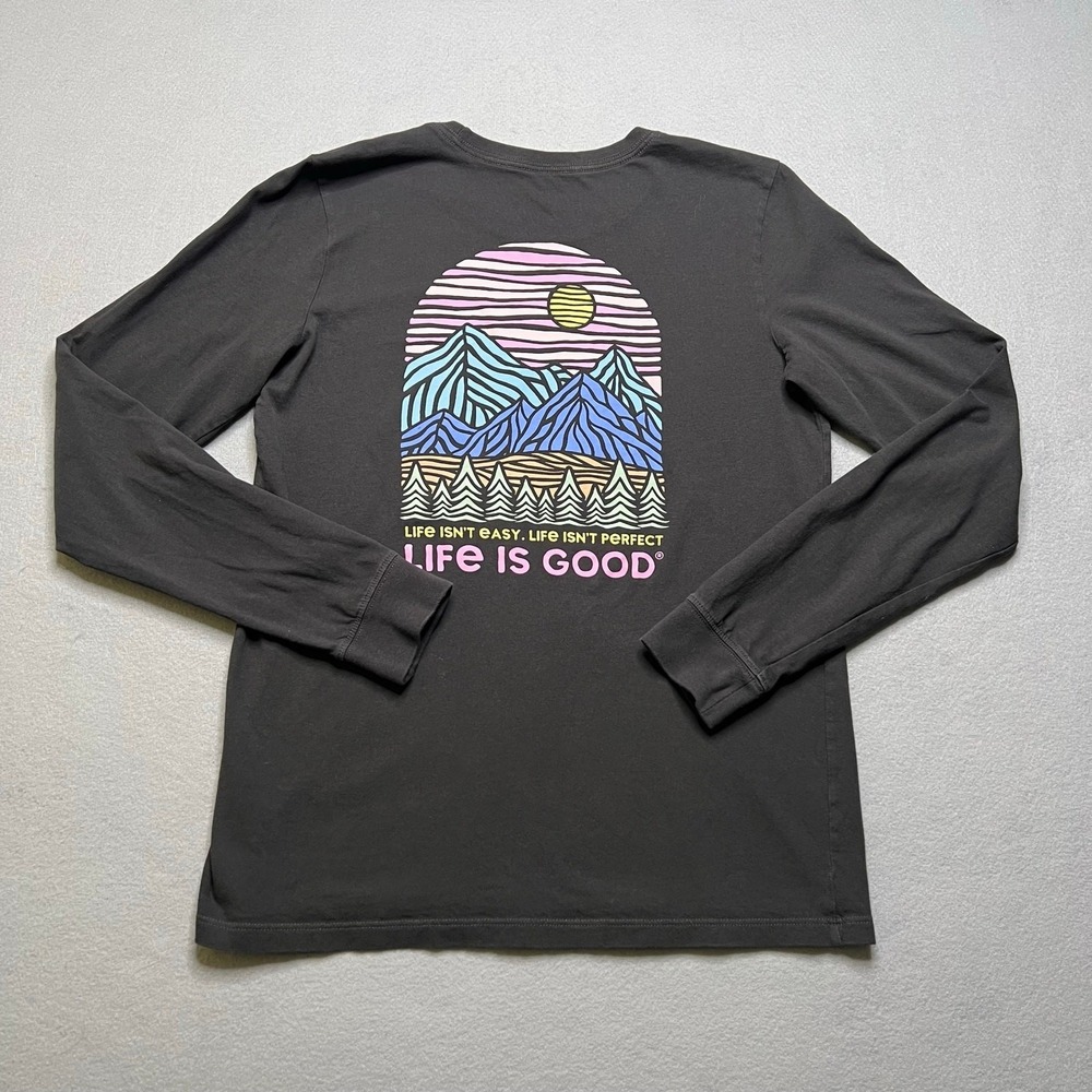 Life Is Good Long Sleeve Shirt Womens S Gray Crusher-Lite‎ Mountain Graphic Tee